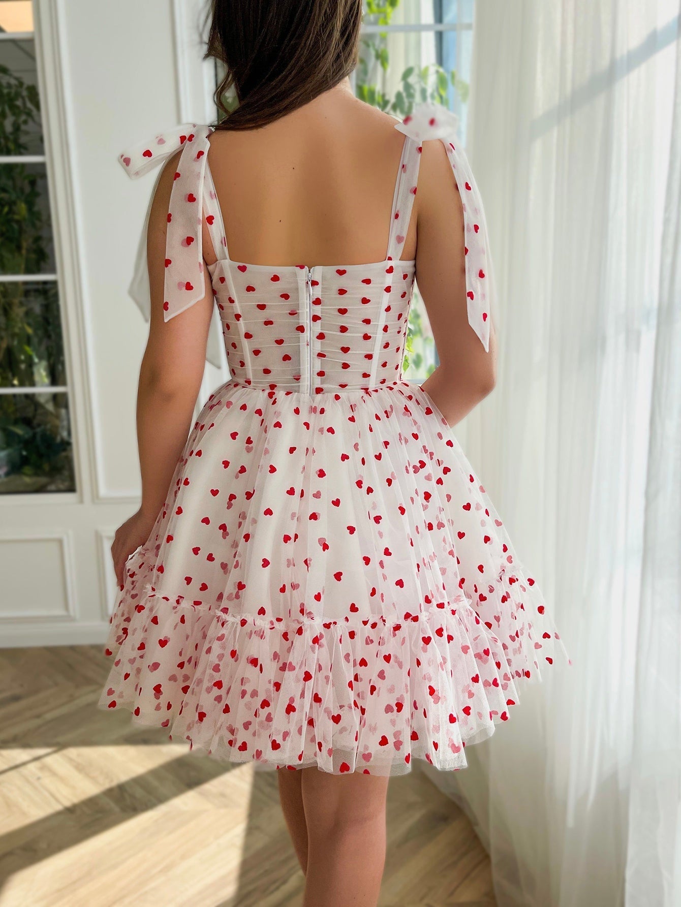 Pretty Homecoming Dress A Line Heart shaped Neck Tulle Short Party Cocktail Dress