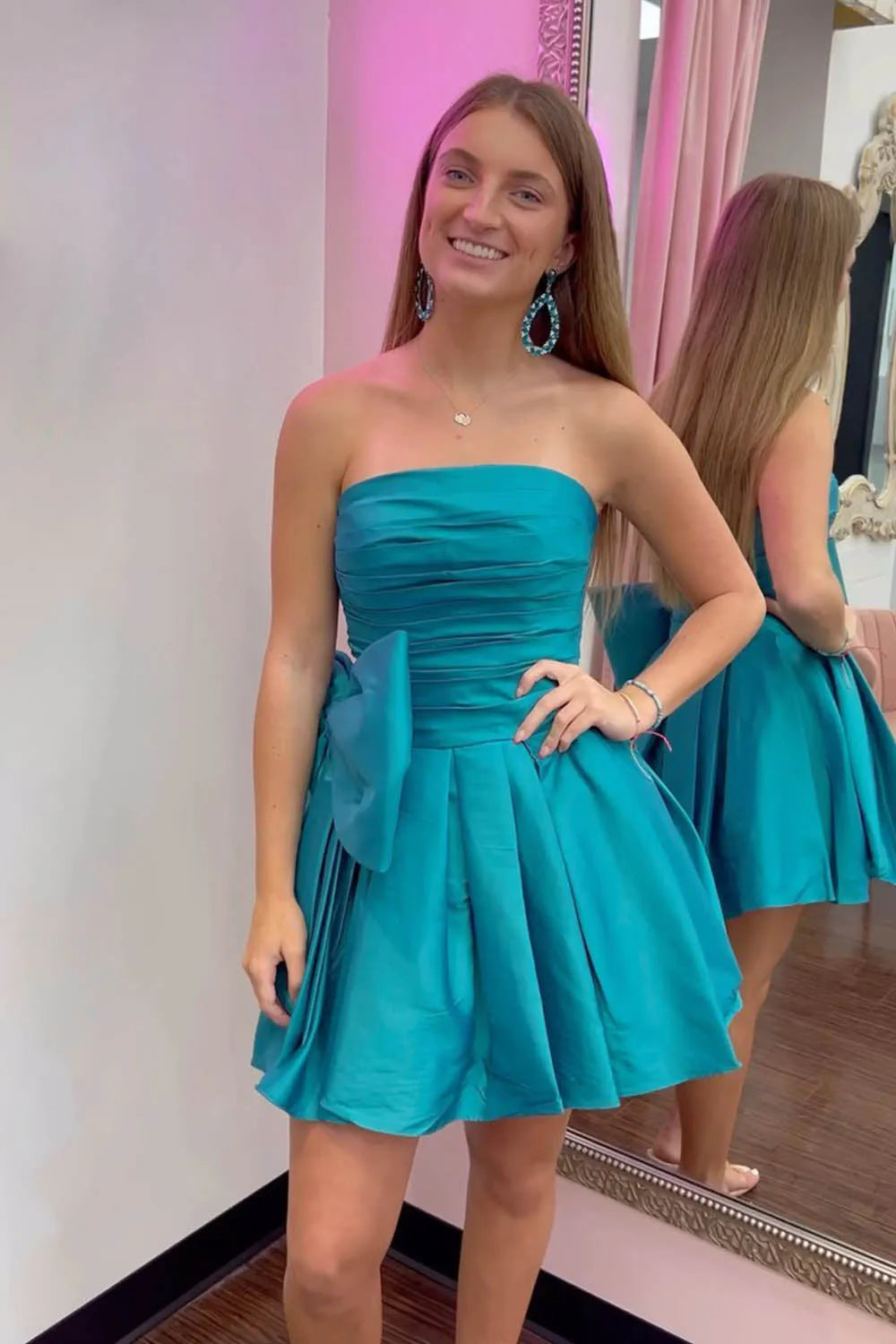 Pretty Homecoming Dress A Line Strapless Pleated Party with bowknotShort Party Cocktail Dress