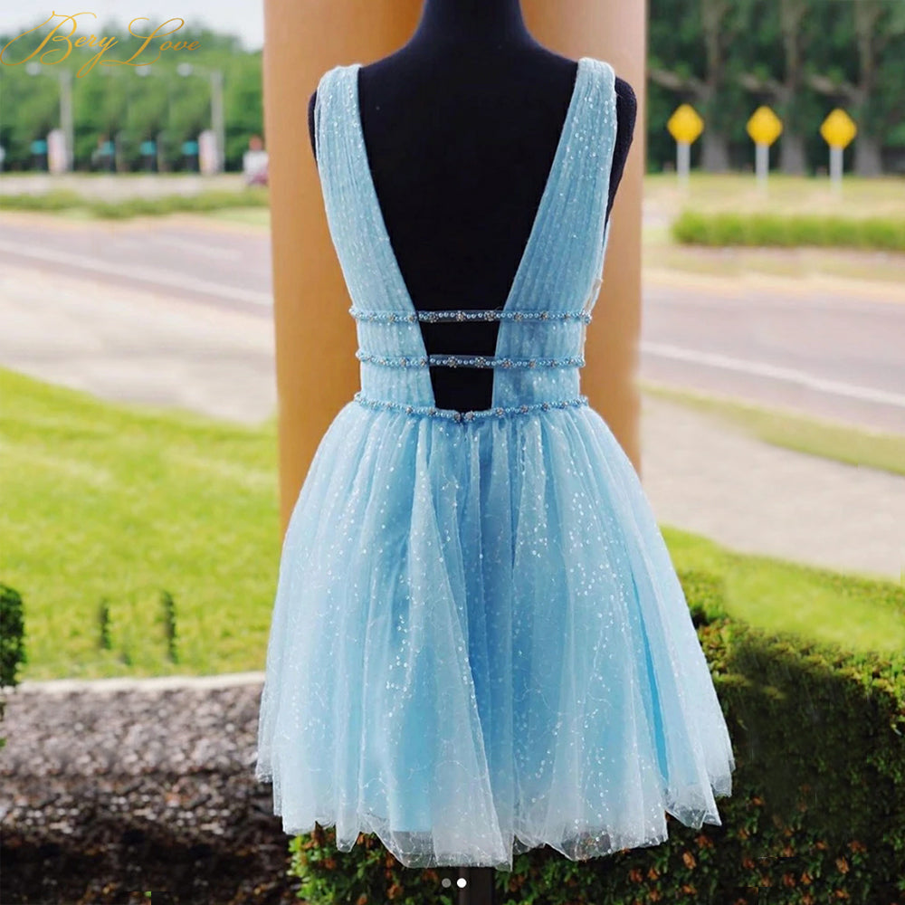Pretty Homecoming Dress A Line TulleV neck With Beading Short Party Cocktail Dress