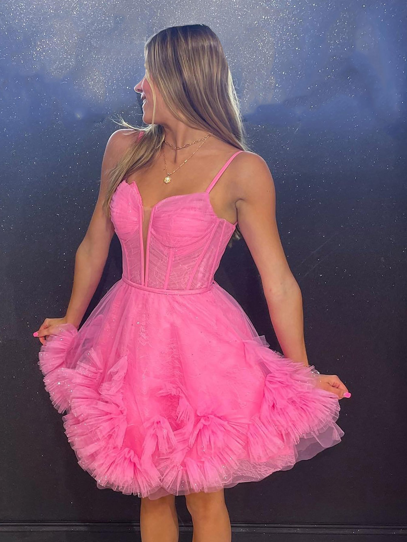 Pretty Homecoming Dress A LineV neck Tulle Short Party Cocktail Dress