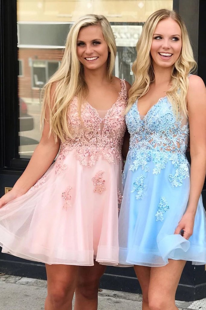 Pretty Homecoming Dress A LineV neck Tulle with Delicate Appliques Short Party Cocktail Dress