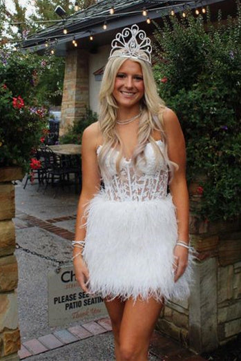 Pretty Homecoming Dress Bodycon Heart shaped Lace Chic Feather Style Cropped Short Party Cocktail Dress