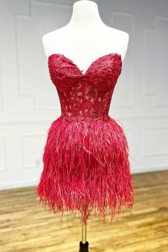 Pretty Homecoming Dress Bodycon Heart shaped Lace Chic Feather Style Cropped Short Party Cocktail Dress