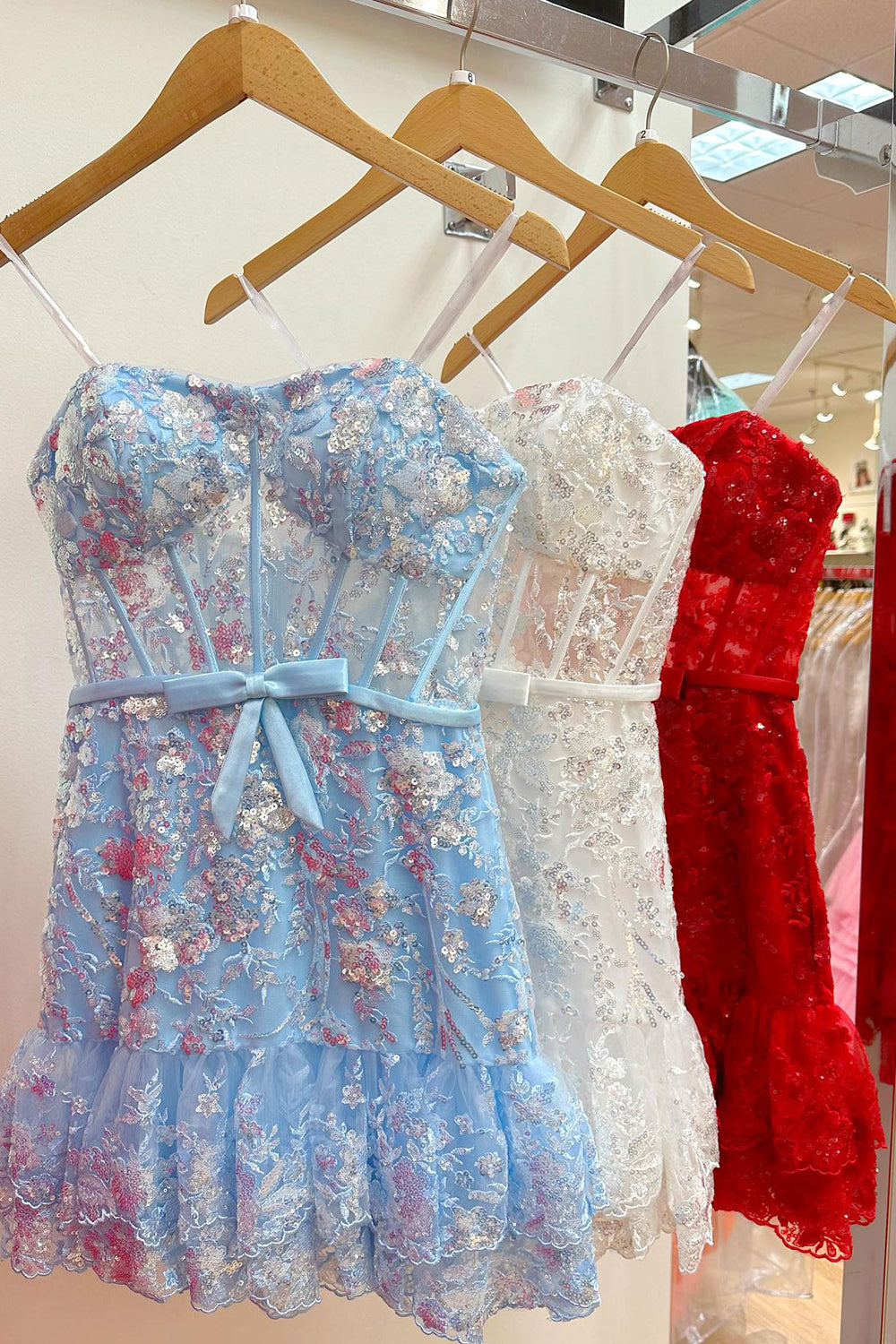Purple Homecoming Dresses Corset Tight Short Lace Cocktail Dresses