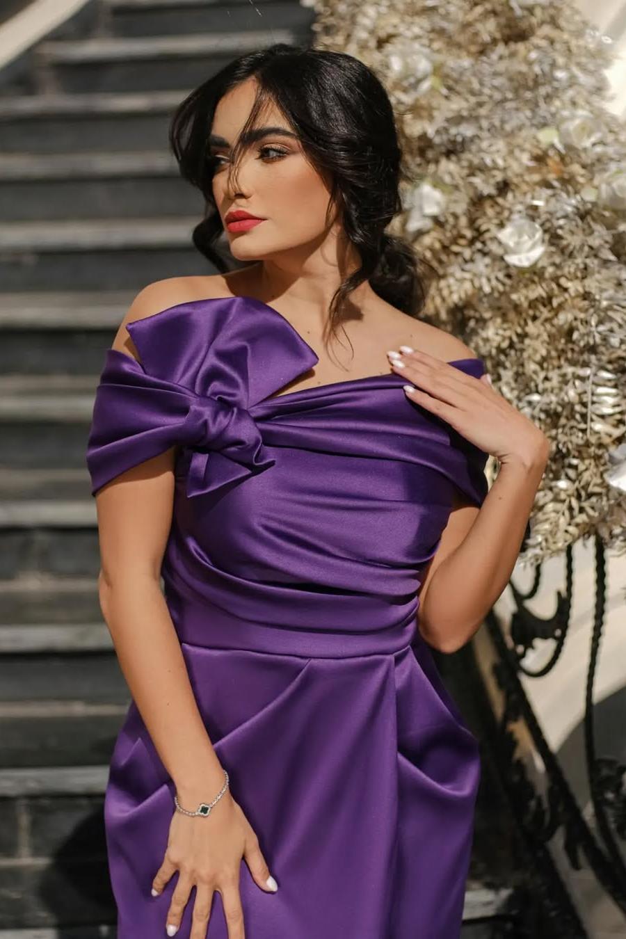 Purple Sheath/Column Prom Dress Cap Sleeve Off the Shoulder Satin Formal Dress