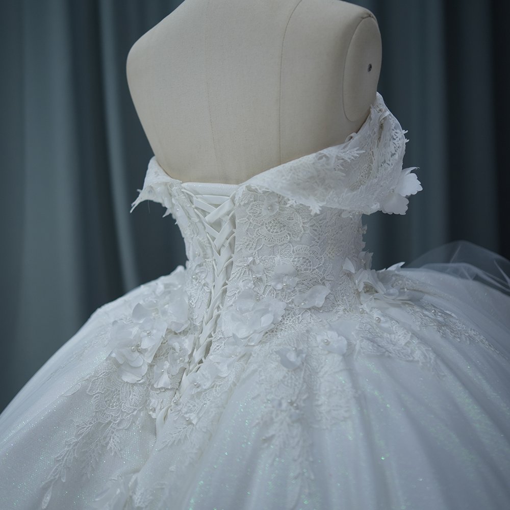 Quinceanera Dress Sweet 15 Evening Dress Crystal Sleeveless Ball Gown Beading Wedding Dress