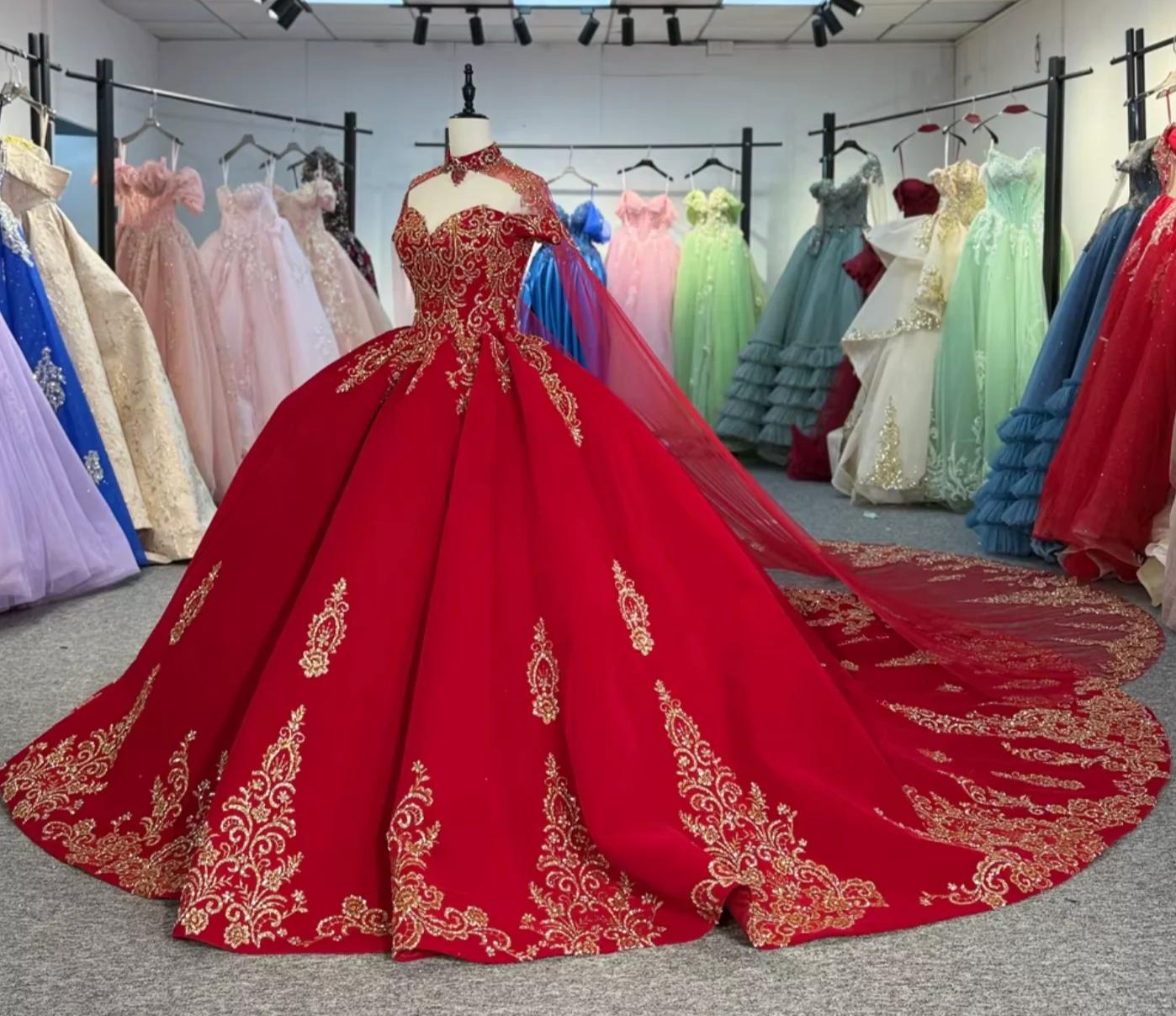 Red Lace Quinceanera Dress Ball Gown Sweet 16 Dress with Appliques