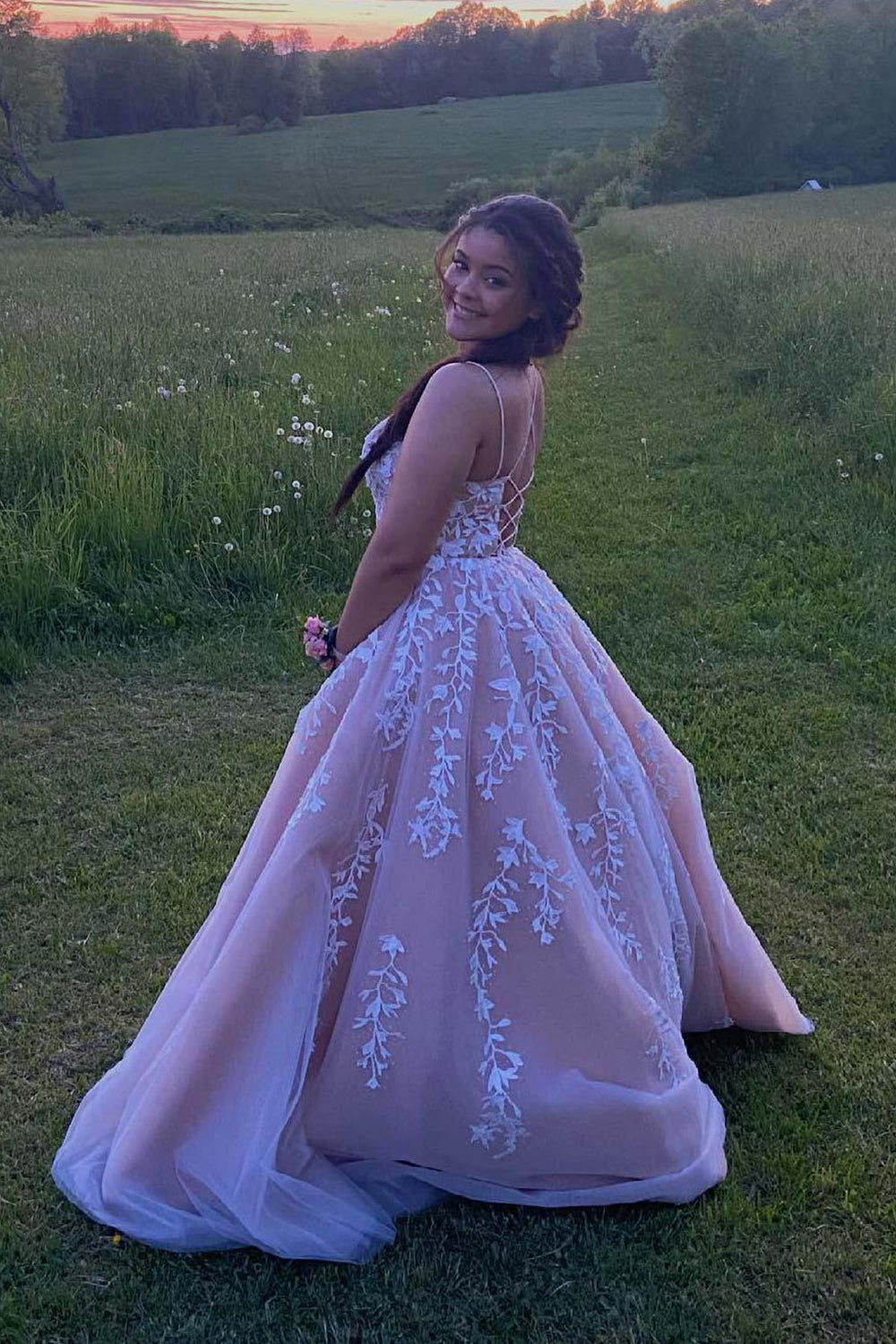 Red Prom Dress Spaghetti Straps Long Evening Dress with Appliques