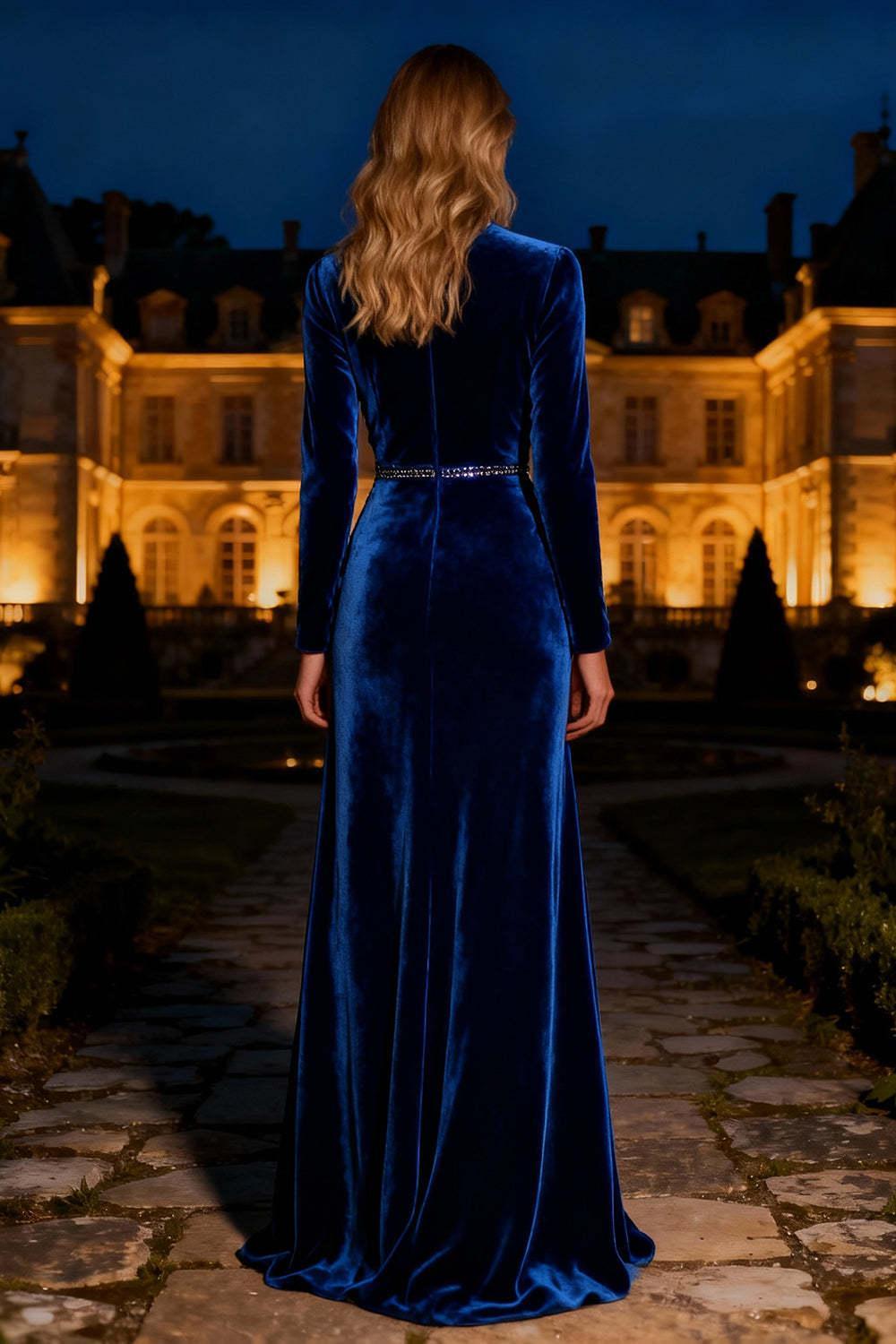 Dressystars Royal Blue Velvet Long Mermaid Holiday Party Dress With Beading