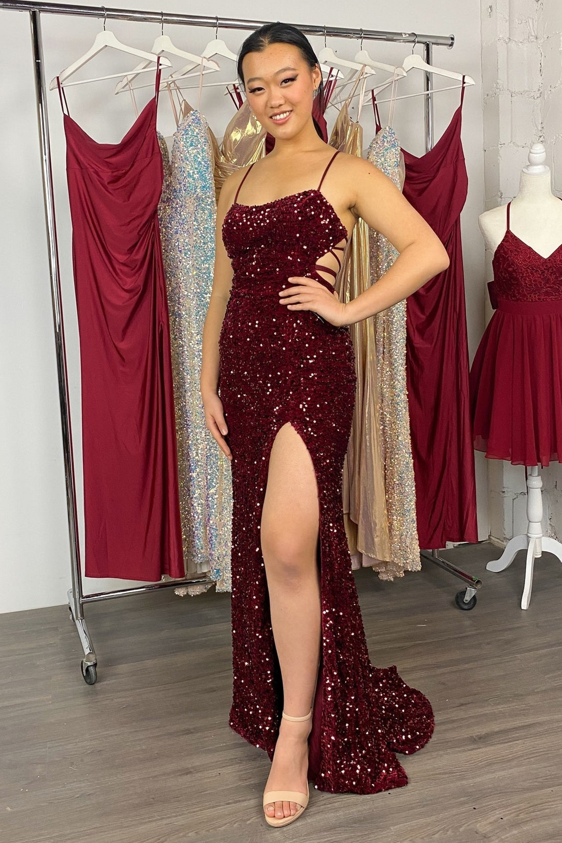 Sequined Prom Dress Lace up Back Black Mermaid Evening Dress with Slit