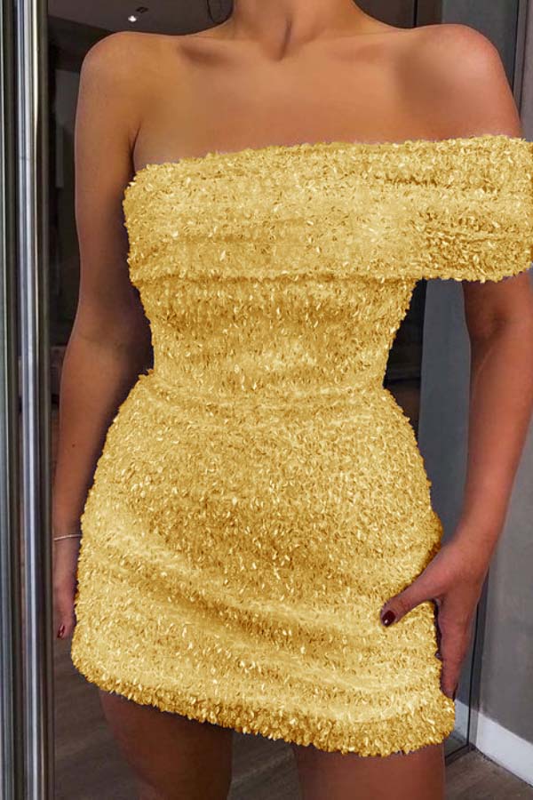 Shinning White Sequined Homecoming Dress One Shoulder Strapless Sleeveless Short Cocktail Dress