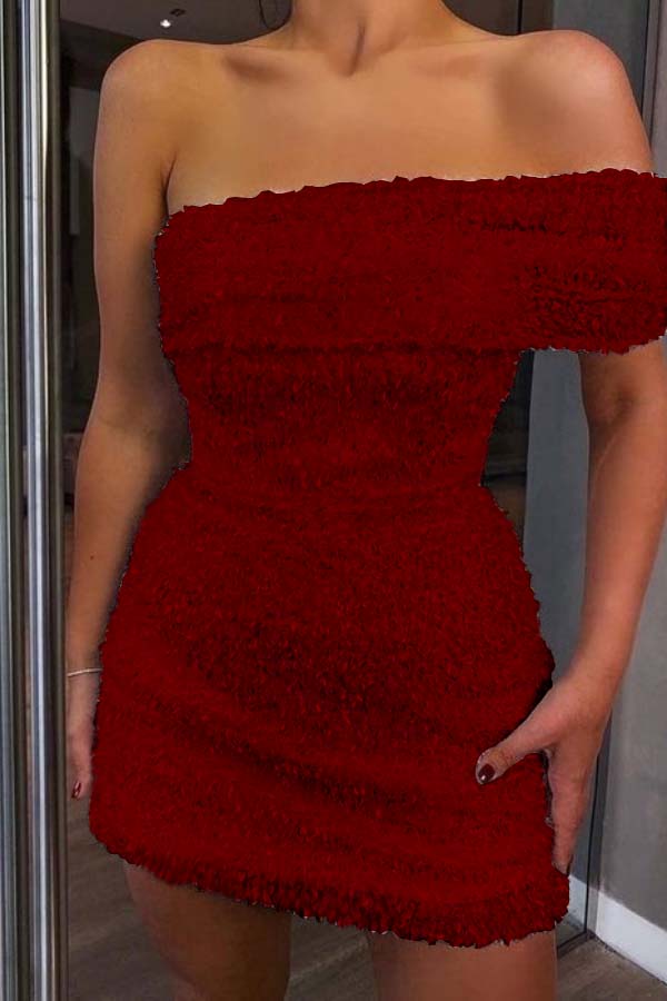 Shinning White Sequined Homecoming Dress One Shoulder Strapless Sleeveless Short Cocktail Dress