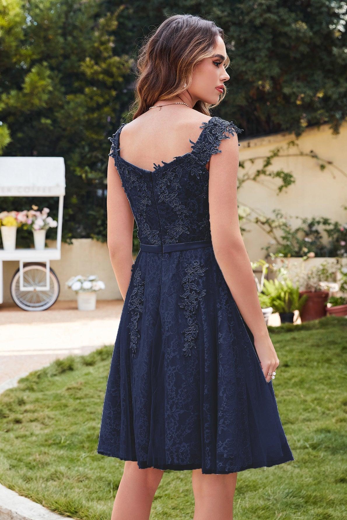 Silver V Neck Tulle Homecoming Dress Appliques A Line Short Prom Dress