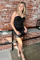 Simple Black Homecoming Dresses Corset Sweetheart Sleeveless Tight Satin Cocktail Dresses