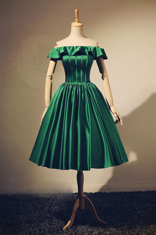 Simple Green Homecoming Dress A Line Off the Shoulder Short Evening Dress