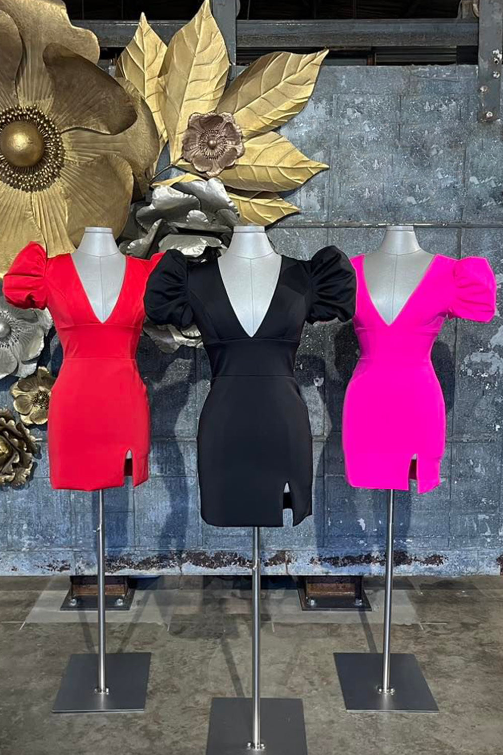 Simple V Neck Homecoming Dresses Bodycon Short Cocktail Dresses with Short Sleeves