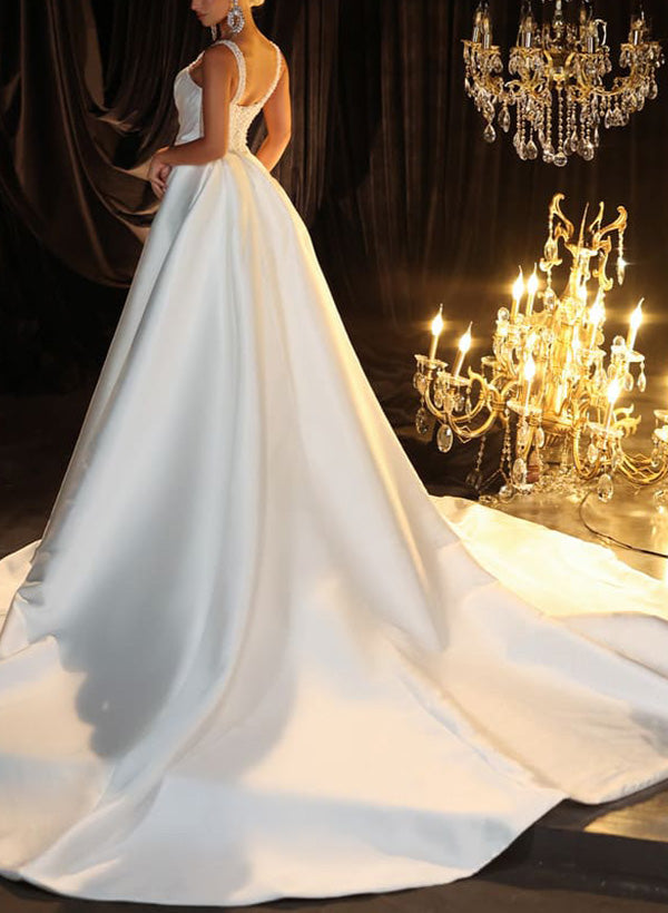 Sleeveless Sweetheart Satin/Sequined Trumpet/Mermaid Wedding Dress