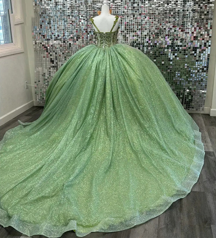 Sparkly & Glitter Ball Gown Sweetheart Neck Sleeveless Beaded Sage Tulle Green Quinceanera Dress Formal Evening Party Gown For Sweet 16