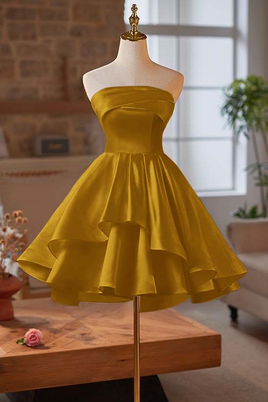 Strapless Homecoming Dress Sleeveless Short Cocktail Dress With Ruffles Pleated