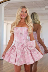 Dressystars Strapless Pearl-Trimmed Floral Jacquard Short Homecoming Dresses with Side Bow