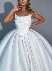 Strapless Sleeveless Sweep Train Wedding Dress