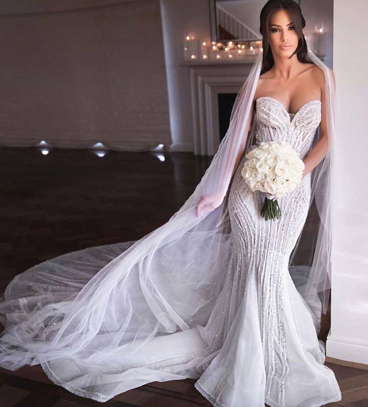 Strapless Sweetheart Beaded Mermaid Wedding Dress Appliques Tulle Bridal Dress