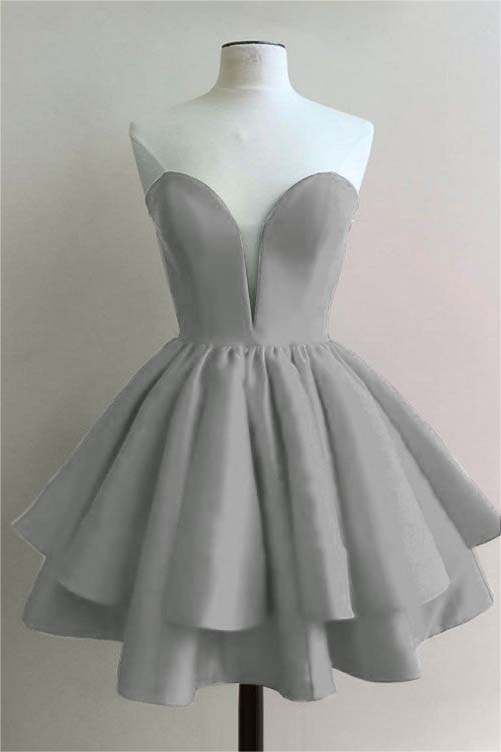 Strapless Sweetheart Homecoming Dress Sleeveless Pleated Short Cocktail Dress With Ruffles
