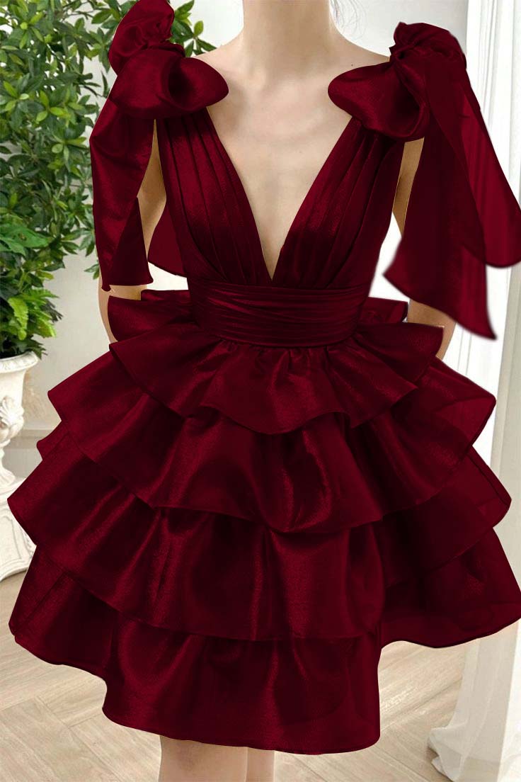 Straps V Neck Homecoming Dress Sleeveless Short Cocktail Dress With Ruffles