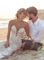 Sweetheart Sleeveless Sweep Train Lace Mermaid Wedding Dress