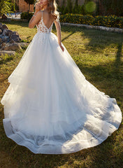 Sweetheart Sleeveless Sweep Train Tulle Wedding Dress With Lace