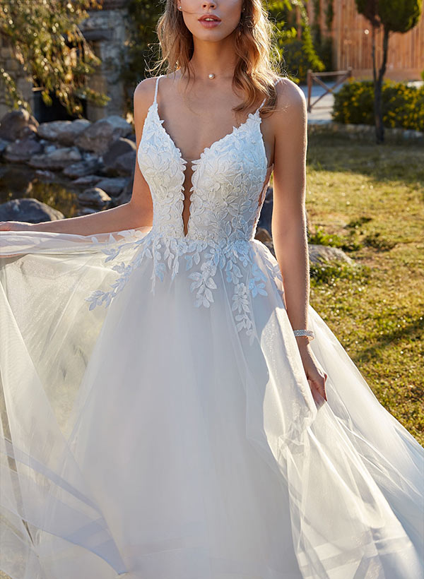 Sweetheart Sleeveless Sweep Train Tulle Wedding Dress With Lace