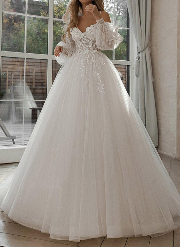 Sweetheart Tulle Lace Sweep Train Wedding Dress With Lace