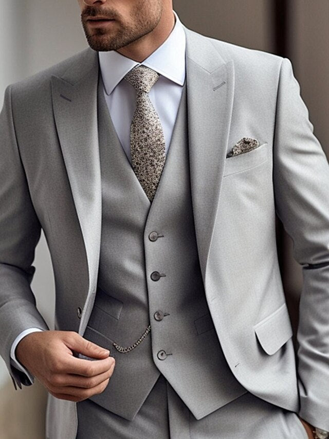 Three-Piece Wedding Suit For Men In Tailored Fit With Single Breast And Two Buttons