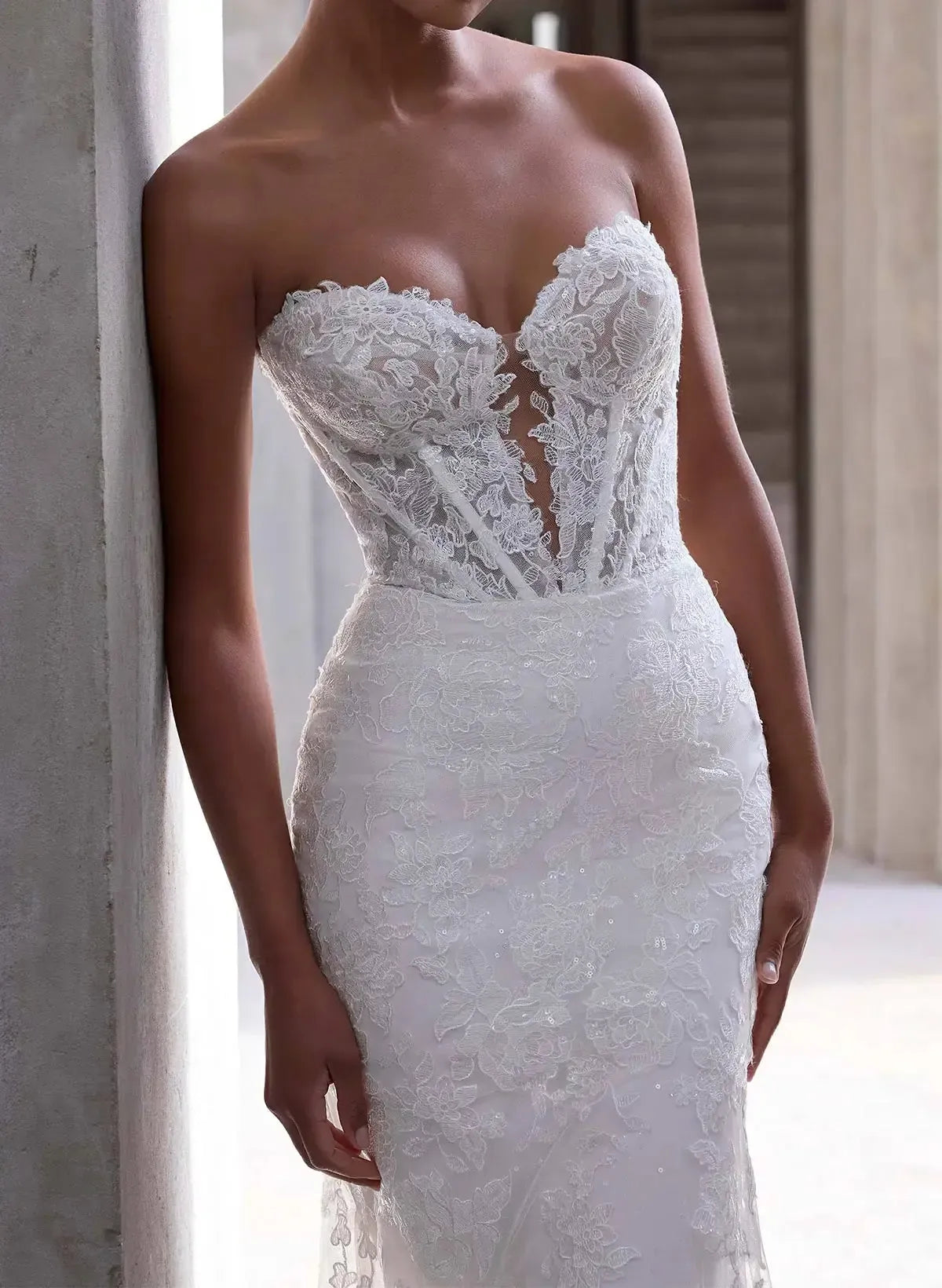 Trumpet Mermaid Sweetheart Long Sleeves Court Train Elastic Satin Wedding Dress with Appliques