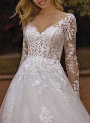 V Neck A Line Wedding Dress With Long Sleeves Lace/Tulle and Appliques Lace