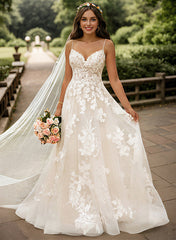 V Neck A Line/Princess Tulle Lace Wedding Dress With Appliques Lace