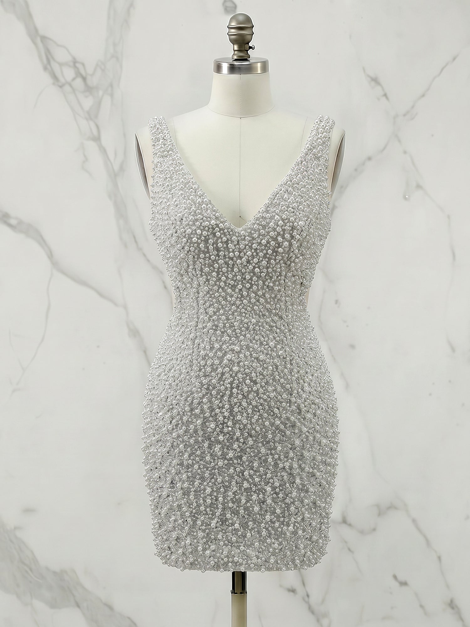 V Neck Pearl Embellished Short Homecoming Dress