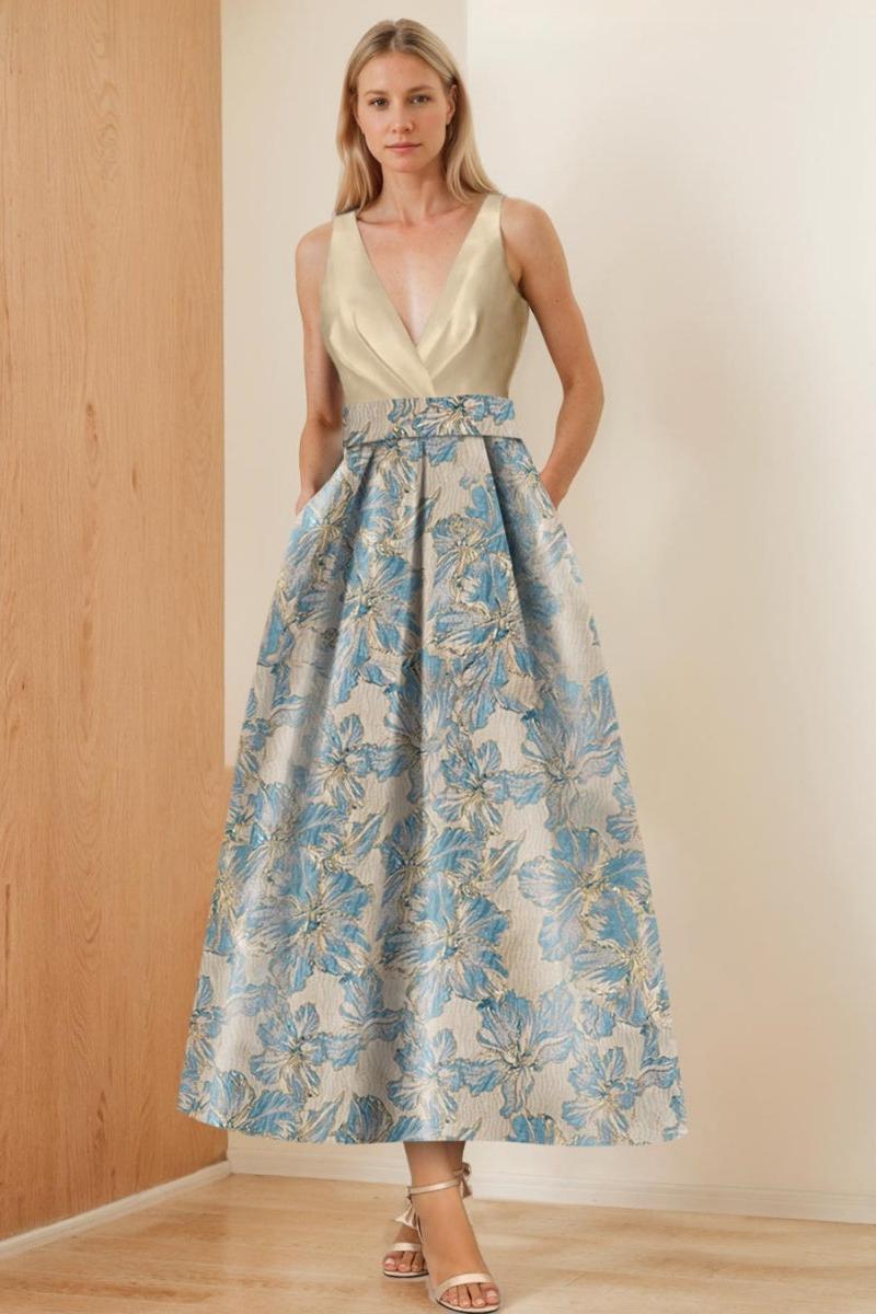 V-Neck Sleeveless A-Line Princess Ruched Floral Printed Mother of the Bride Dress