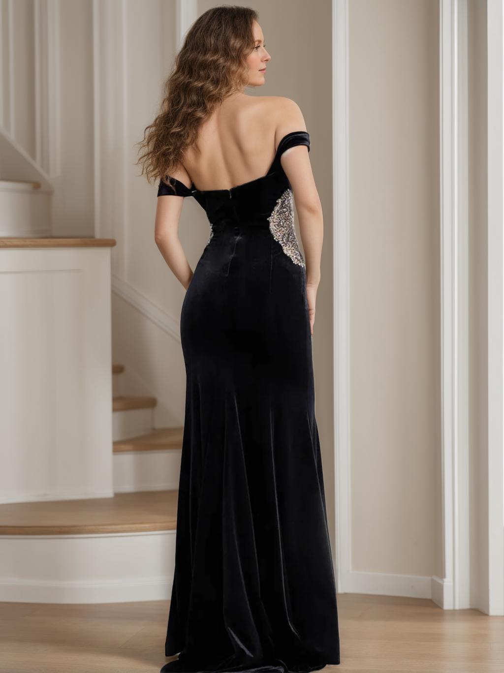 V-Neck Sleeveless Floor-Length Sheath/Column Mother of the Bride Dress With Beaded Applique
