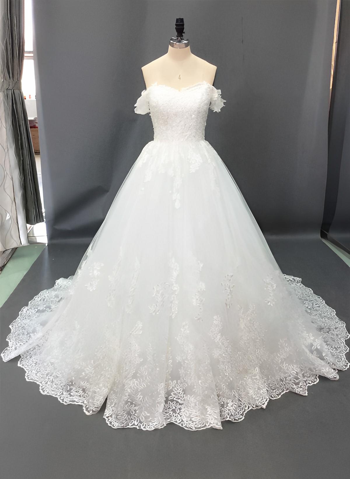 Vintage Ball Gown Wedding Dress Off The Shoulder Short Sleeves Tulle Lace Court Train