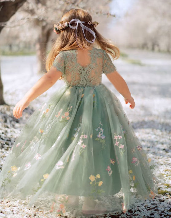 Vintage Green Cap Sleeves Long Flower Girl Dresses With Appliques