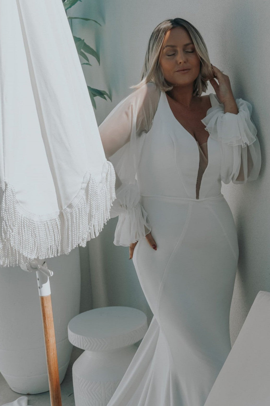 White Plus Size Wedding Dress Mermaid Long Sleeves Bridal Dress