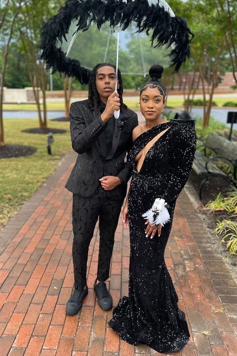 White Shawl Lapel Jacquard 2 Piece Men's Prom Suit