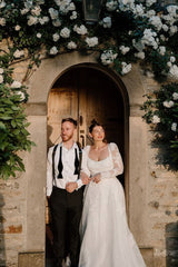 White Tulle A-Line Wedding Dress with Scoop Neck and Lace Appliques