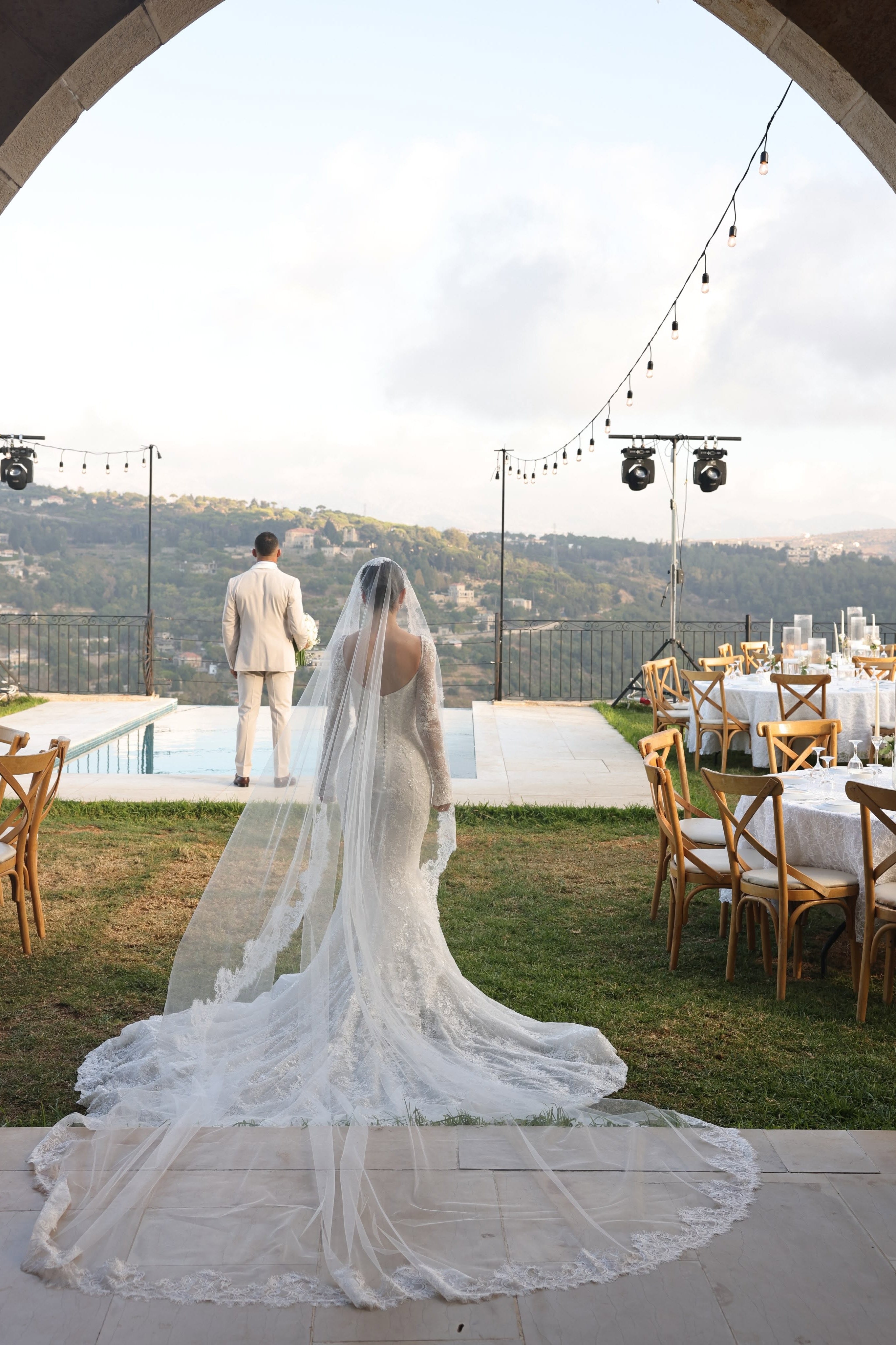White Tulle Mermaid Wedding Dress with Sweetheart Neckline and Lace Appliques