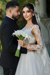 White Wedding Dress A Line Sweetheart Long Sleeves Long Tulle Bridal Gown With Appliques