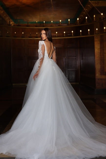White Wedding Dress A Line V Neck Long Sleeves Backless Ball Gown Lace Tulle Long Bridal Gown With Slit