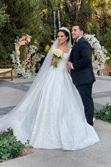 White Wedding Dress Ball Gown Spaghetti Straps Sleeveless Beaded Lace Sweep Train Satin Bridal Gown