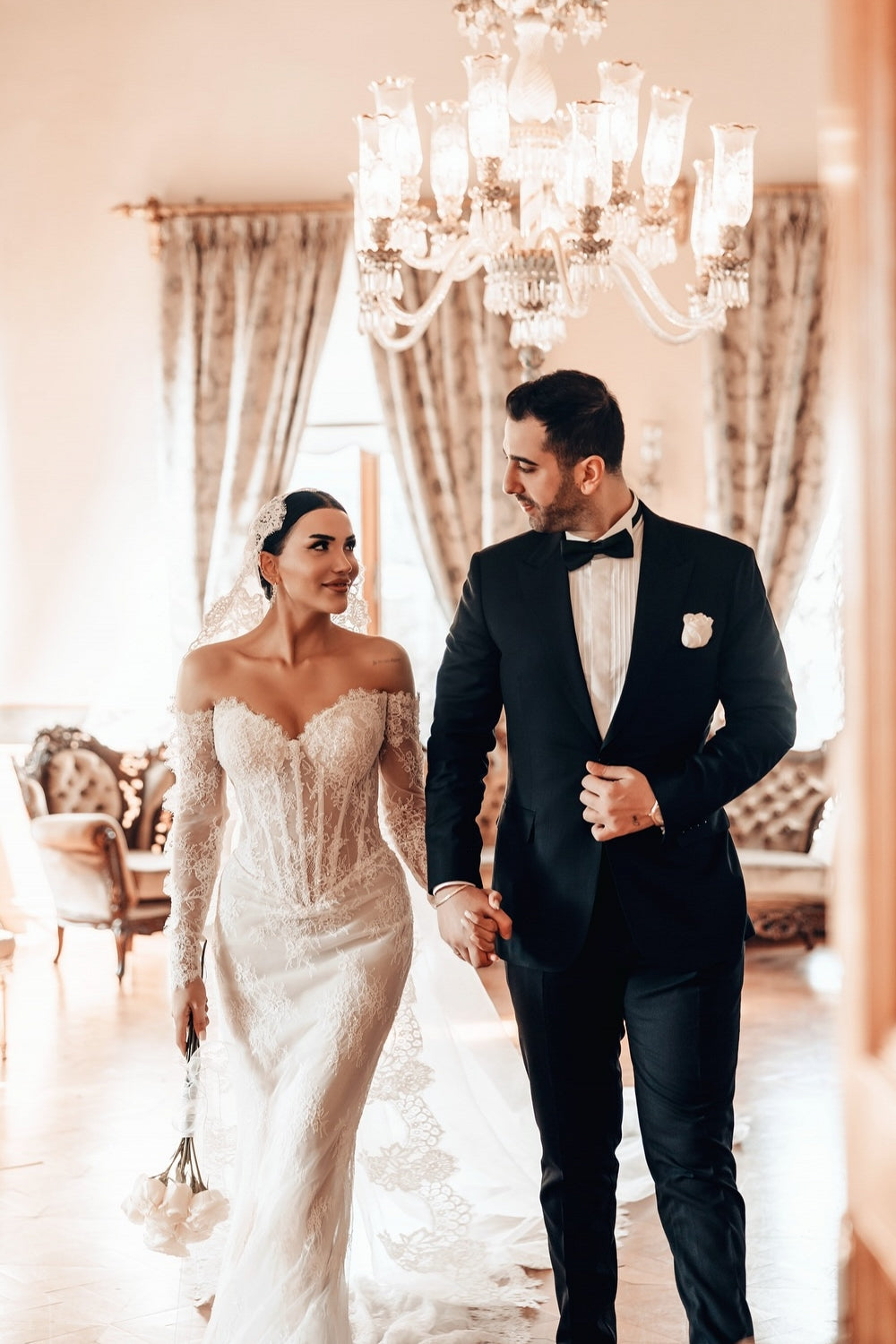 White Wedding Dress Lace Mermaid Sweetheart Off The Shoulder Beaded Long Sleeves Sweep Train Bridal Gown