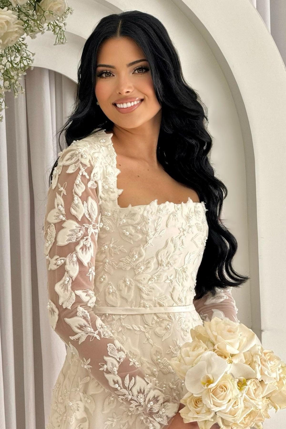 White Wedding Dress Mermaid Lace Square Long Sleeves Beaded Long Bridal Gown With Pearls